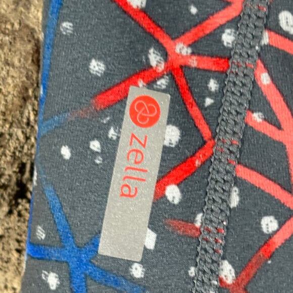 Zella Leggings Woman's Small Gray Capri Cropped Geometric Design High Rise - Picture 10 of 13